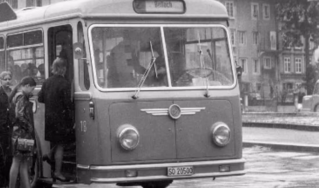 Historischer Bus des BSU